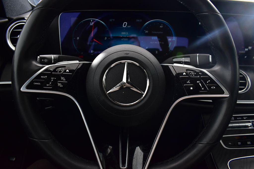 Thumbnail: 2023 Mercedes-Benz E-Class - 16
