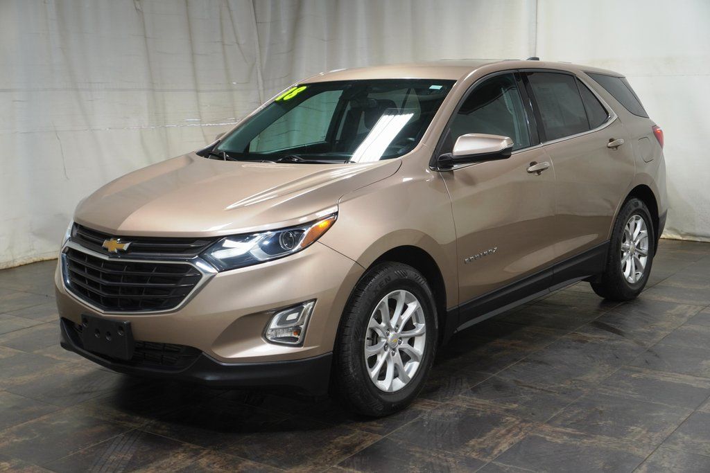 Used 2018 Chevrolet Equinox LT with VIN 2GNAXJEV6J6180692 for sale in Boardman, OH