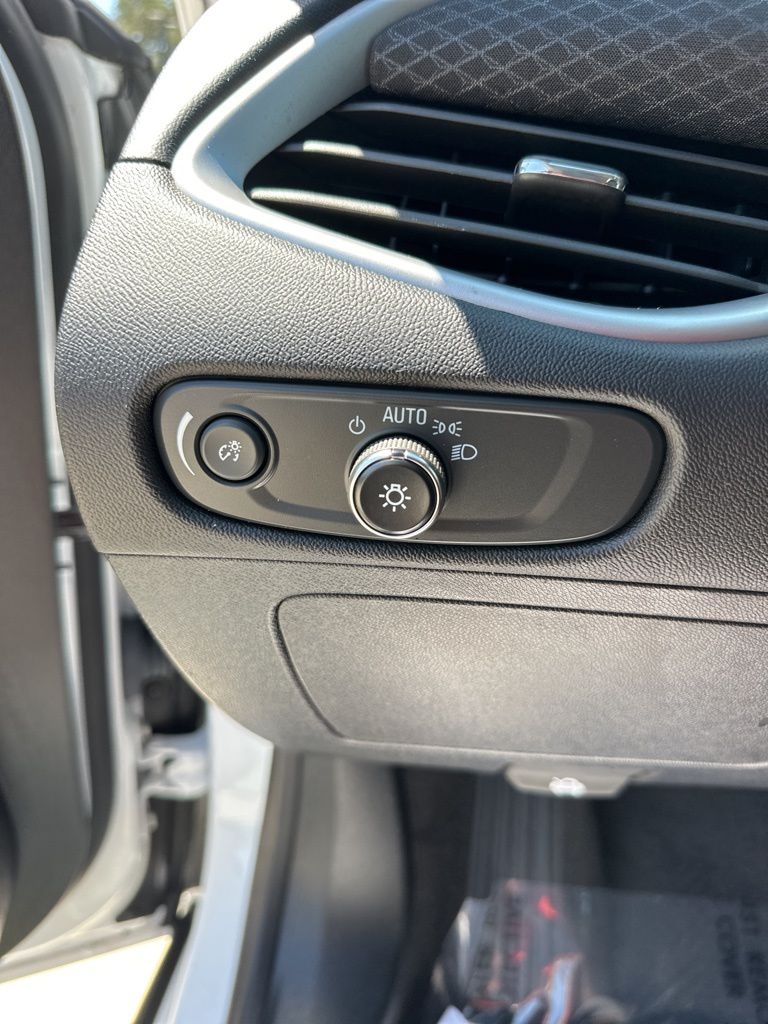 2023 Summit White Chevrolet Malibu LT FWD Sedan