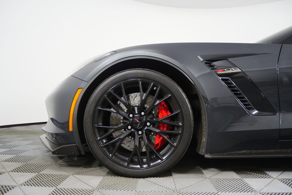 Thumbnail: 2019 Chevrolet Corvette - 10