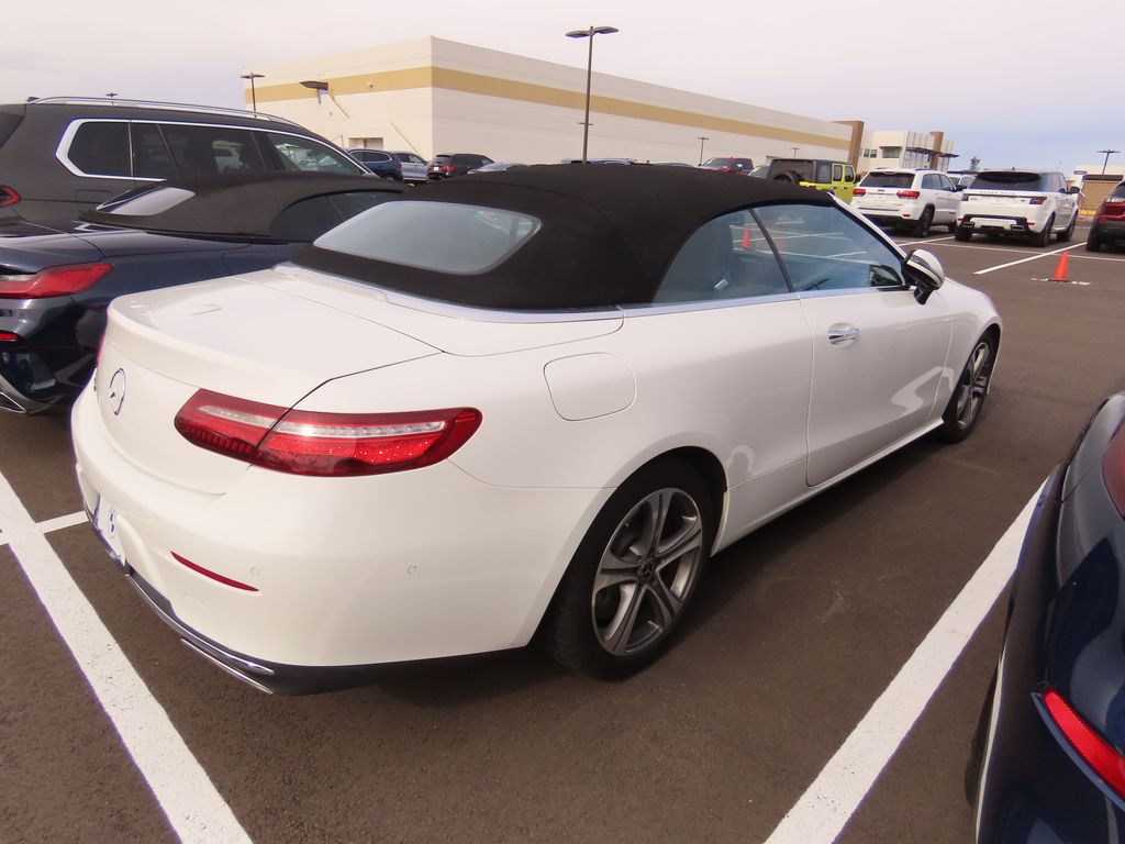 Thumbnail: 2018 Mercedes-Benz E-Class - 4