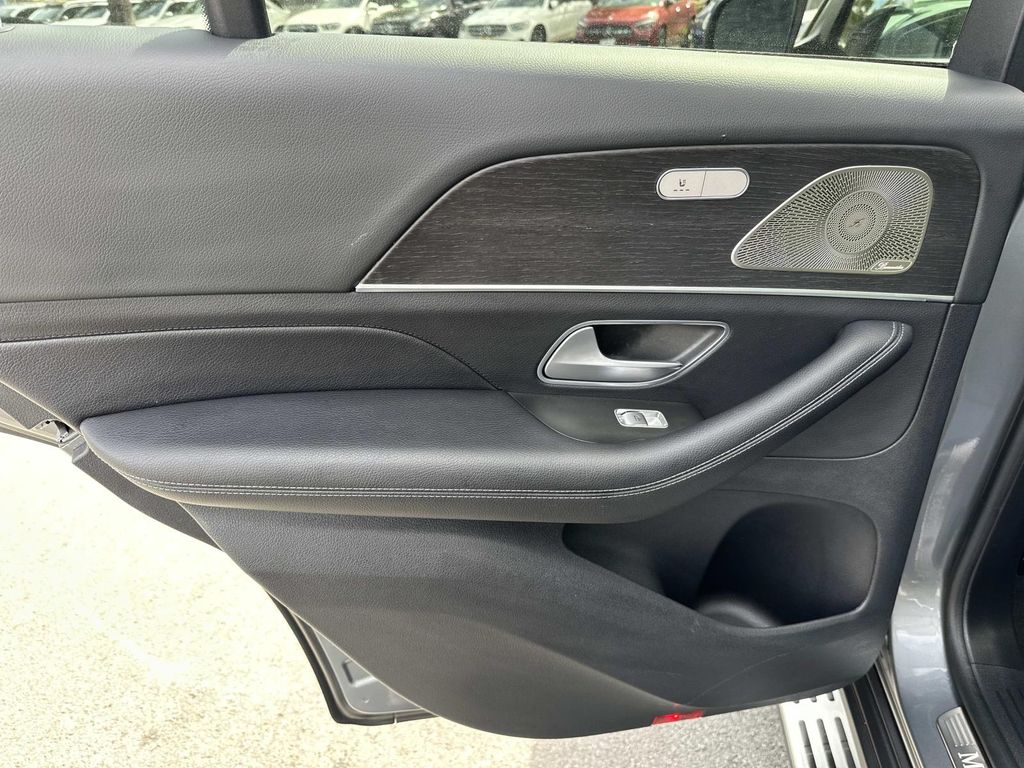 Thumbnail: 2022 Mercedes-Benz GLE - 29