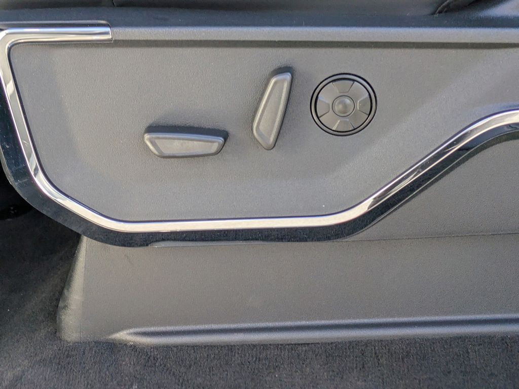 2026 Ford F-350 Super Duty Platinum