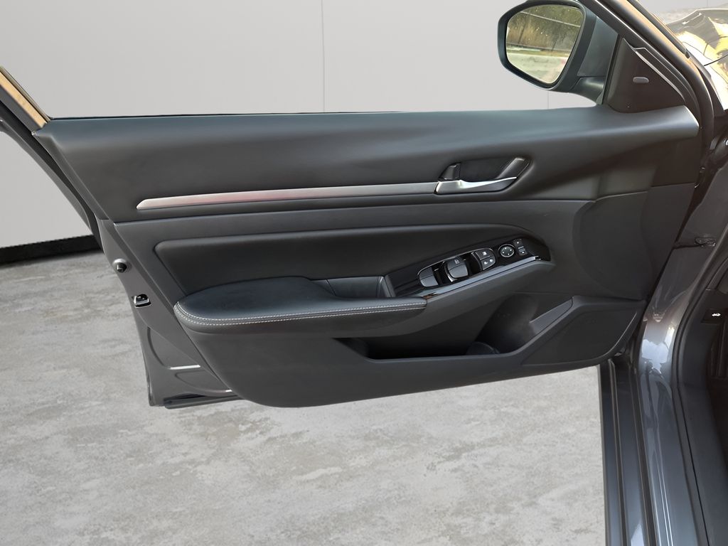 Used Car 2023 Nissan Altima  2.5 Sv For Sale Under $20,000 In Austin, Texas