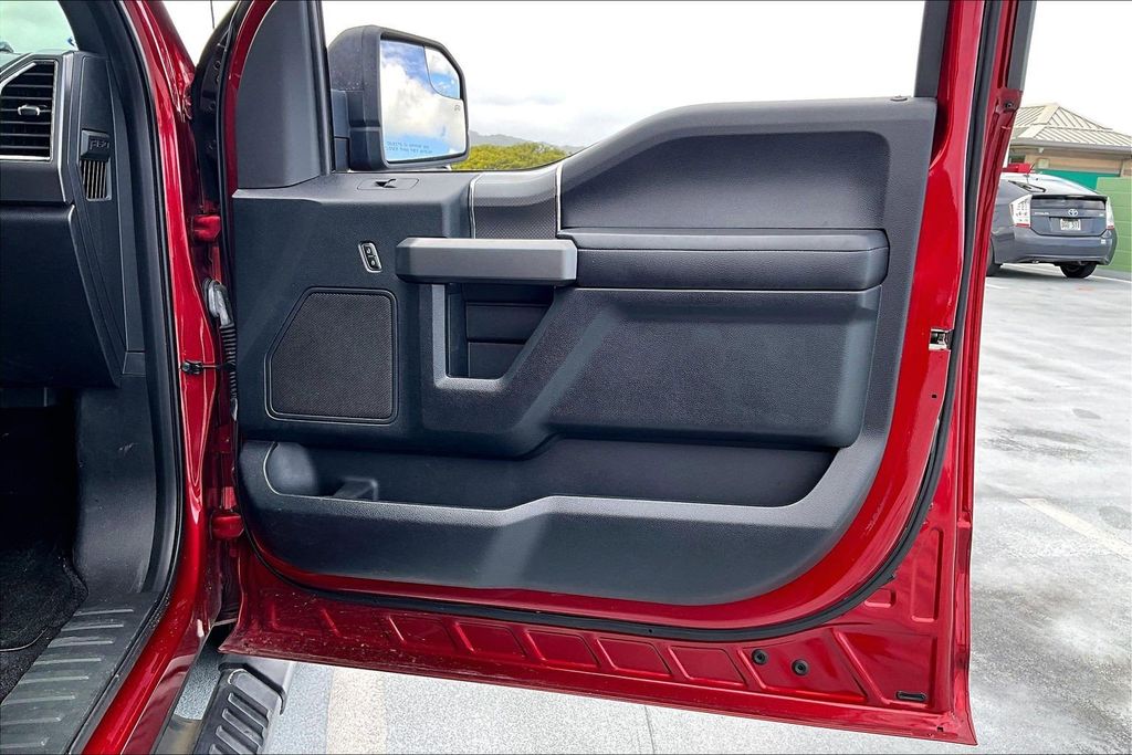 Used 2016 Red Ford XLT image 19