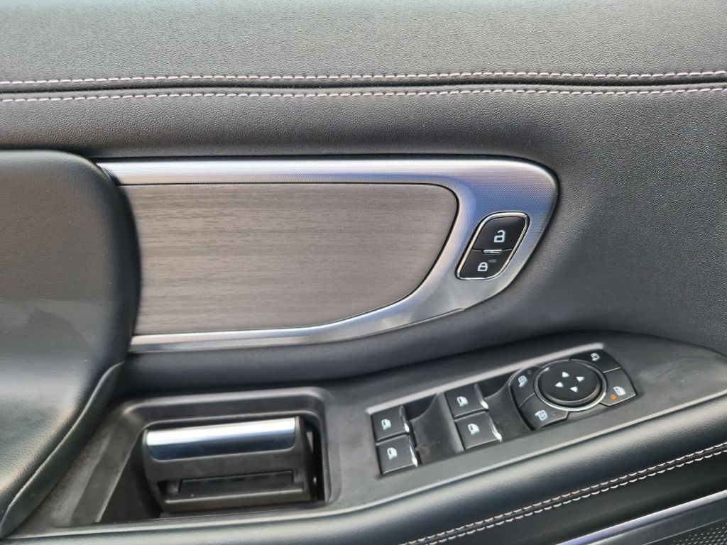 Used Car 2025 Ford Expedition  Platinum For Sale Under $80,000 In Austin, Texas