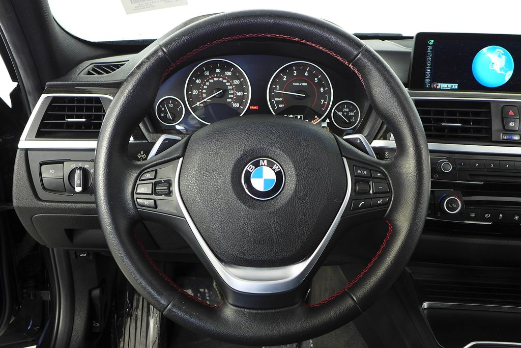 Thumbnail: 2016 BMW 3 Series - 27