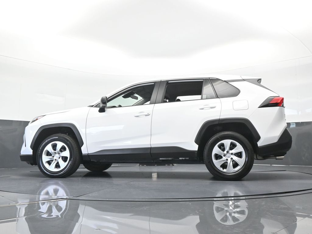 Used 2025 Ice Toyota LE image 50