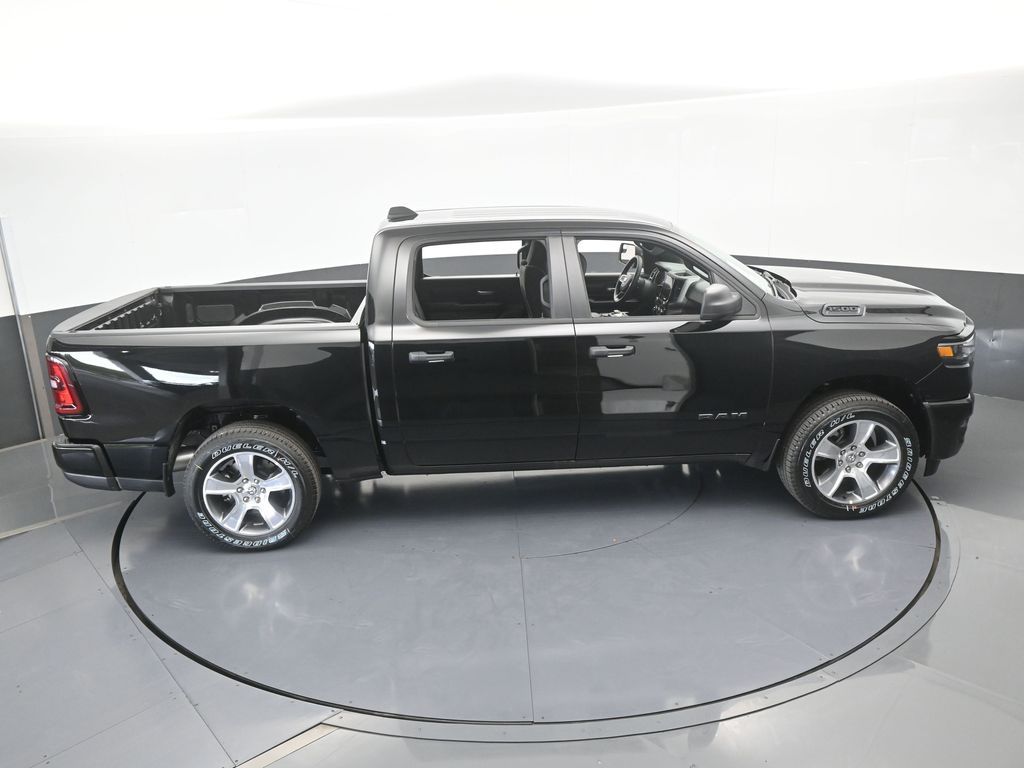 New 2026 Diamond Black Crystal Pearlcoat Ram Express image 46