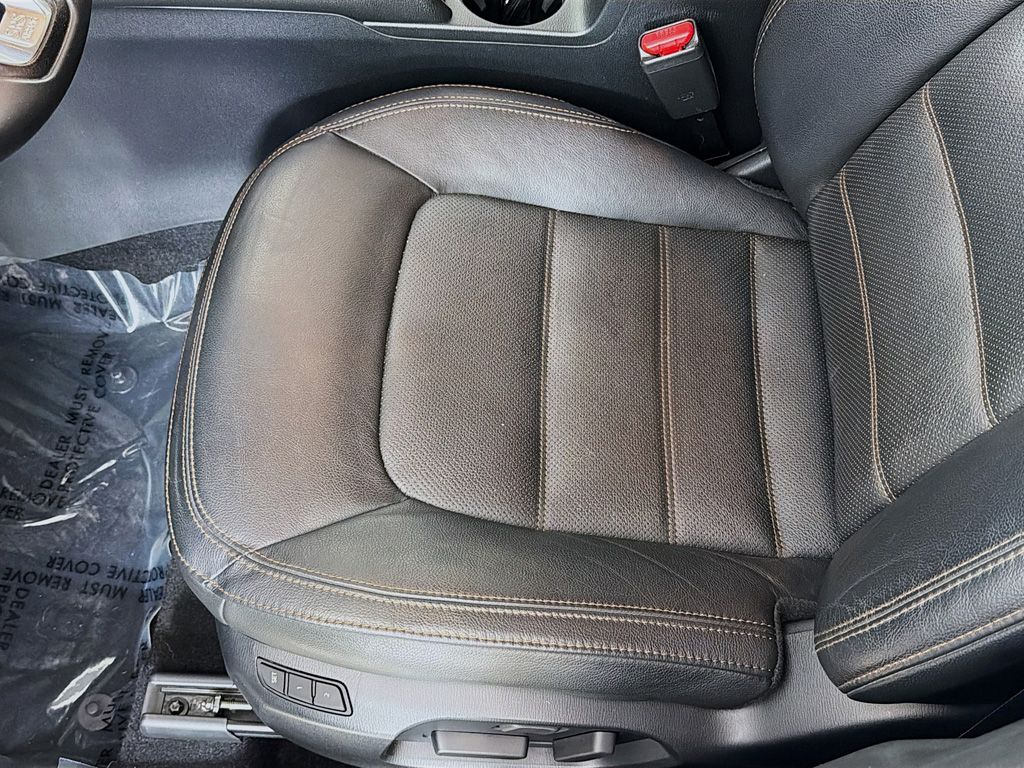 Used 2023 White Mazda 2.5 S Preferred Package image 26