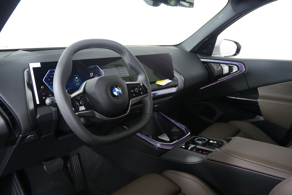 Thumbnail: 2026 BMW X3 - 13