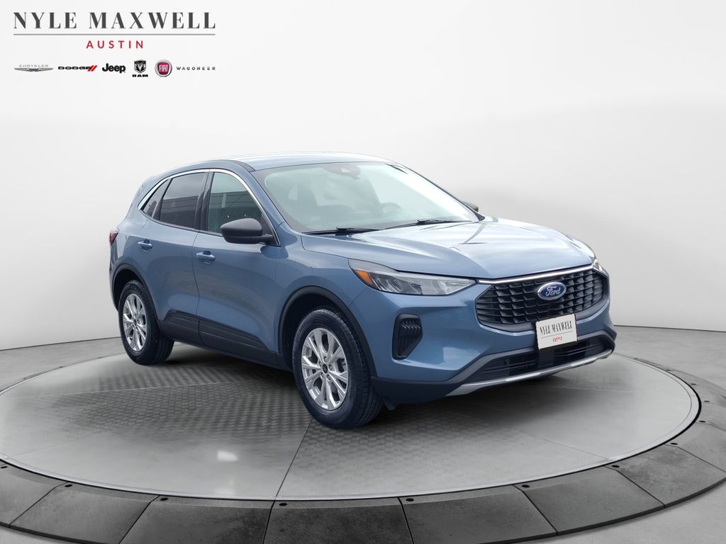 Used Car 2024 Ford Escape  Active For Sale Under $20,000 In Austin, Texas