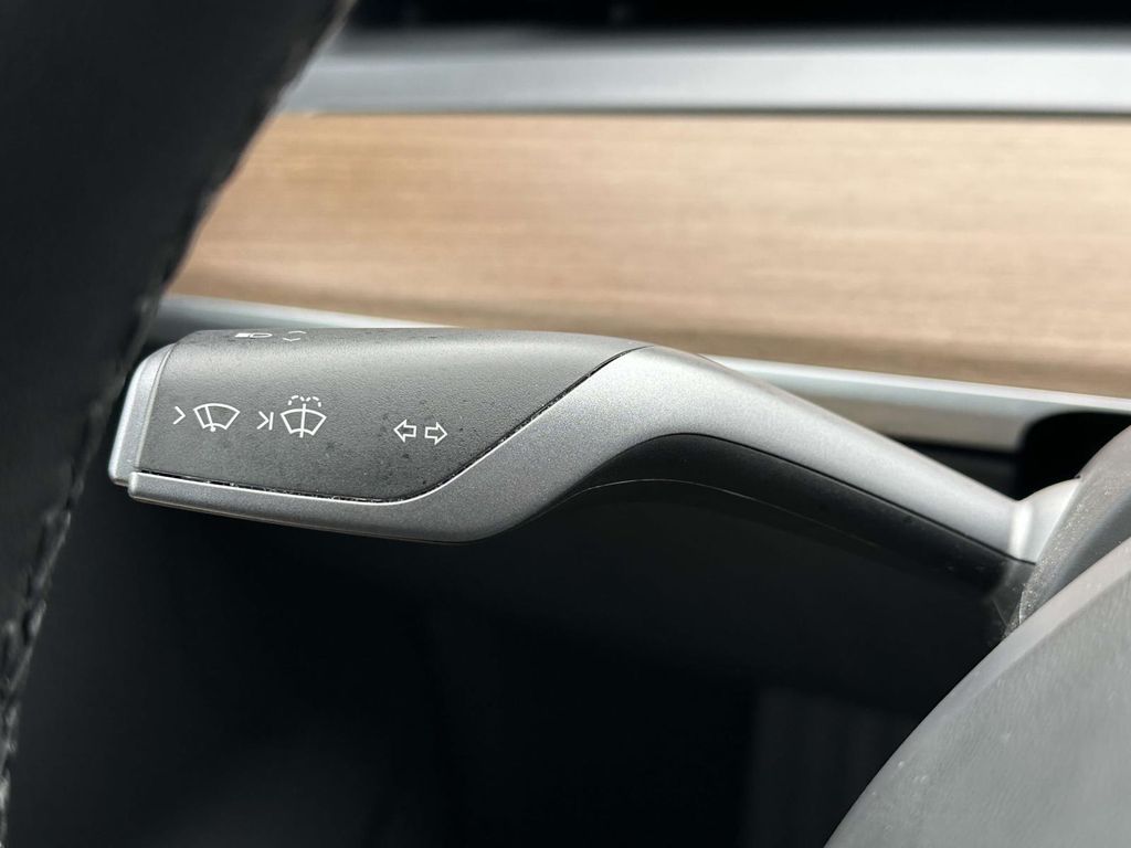 2019 Tesla Model 3 Long Range 13