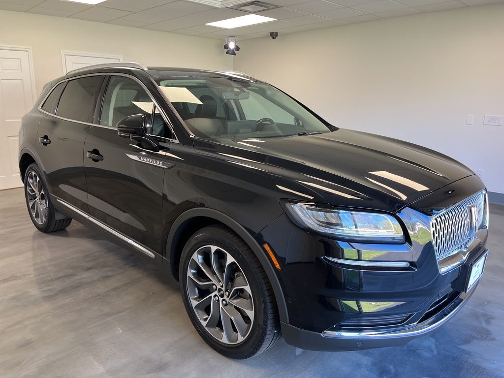 used 2022 Lincoln Nautilus car, priced at $33,750