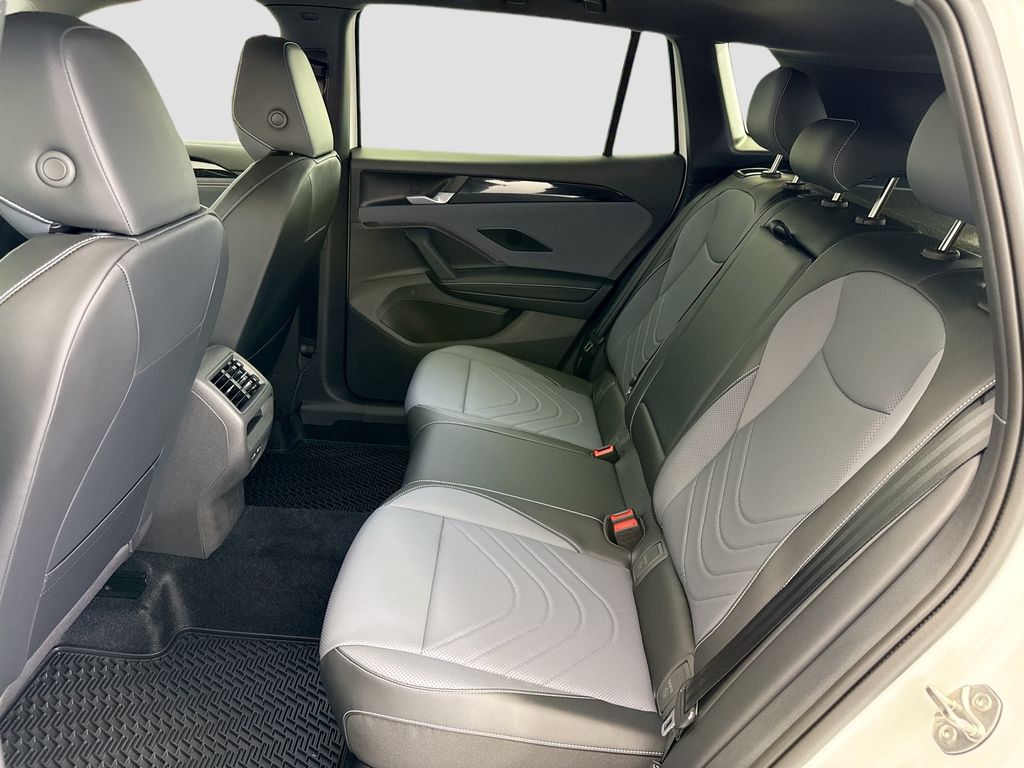 Thumbnail: 2026 Volkswagen Tiguan - 19