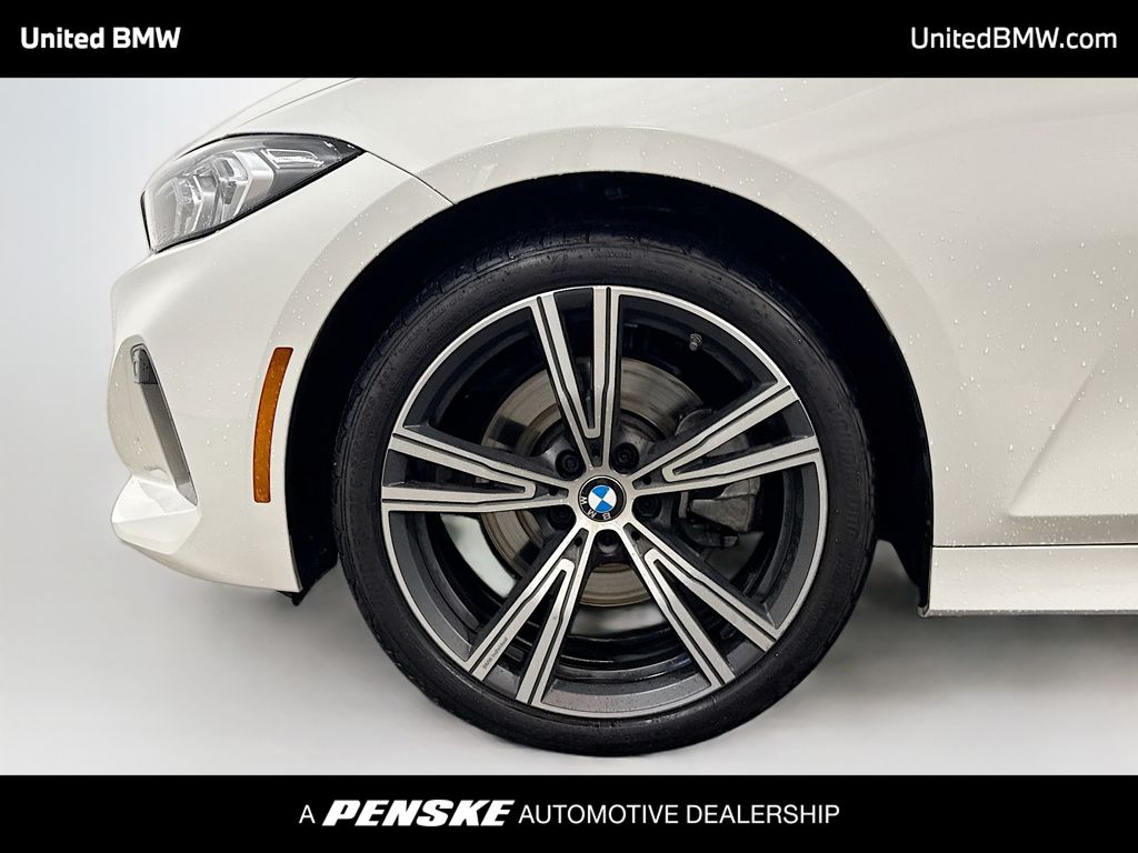 Thumbnail: 2024 BMW 3 Series - 2