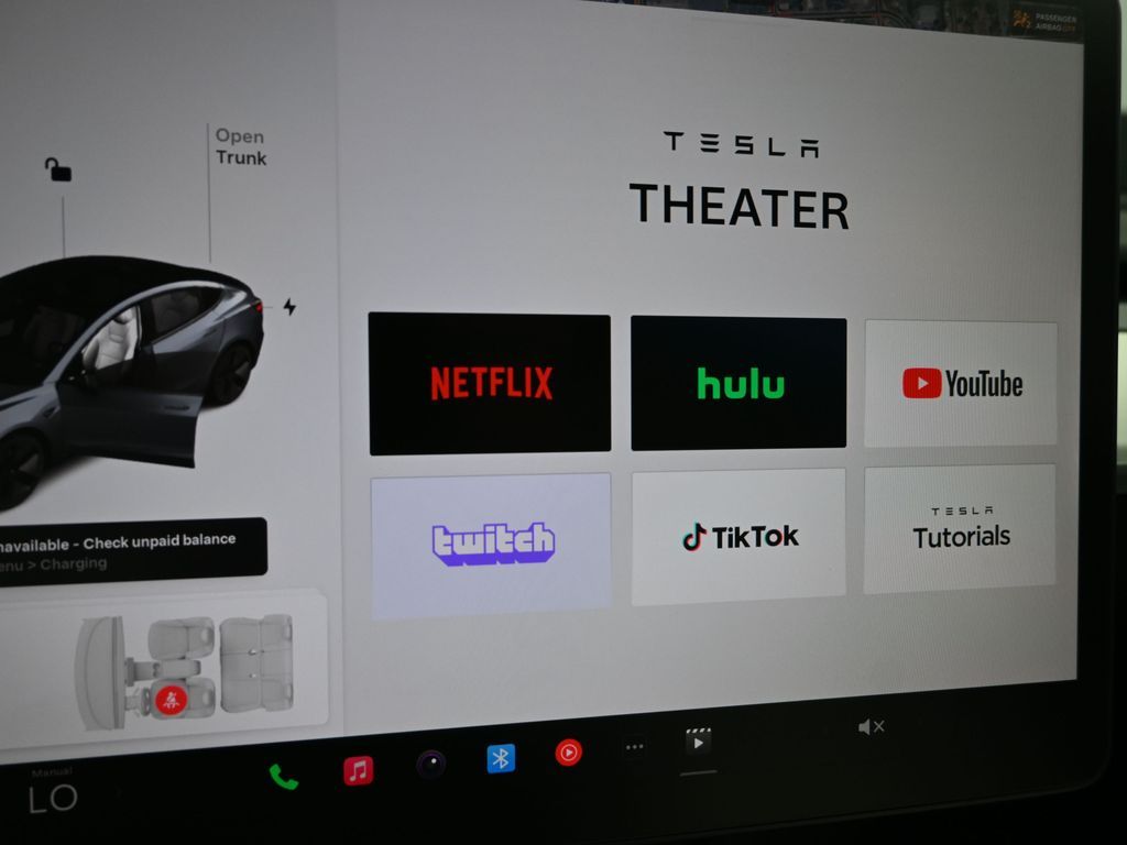 2021 Tesla Model 3 Standard Range Plus Rear-Wheel Drive