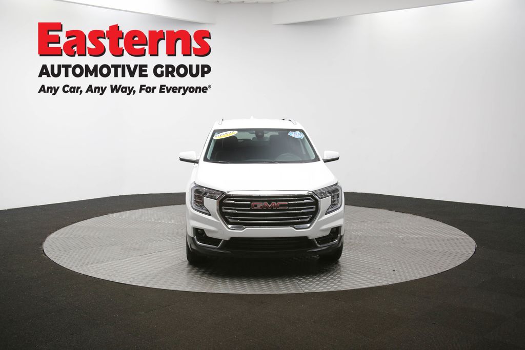 Used 2024 White GMC SLT image 51