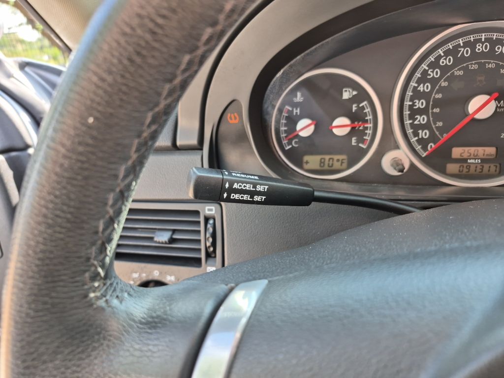 Used Car 2006 Chrysler Crossfire  Limited For Sale Under $12,000 In Austin, Texas