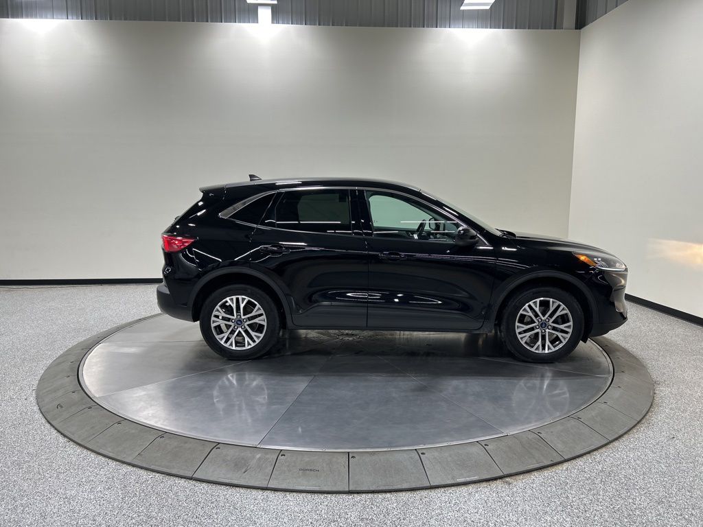 used 2022 Ford Escape car, priced at $22,456