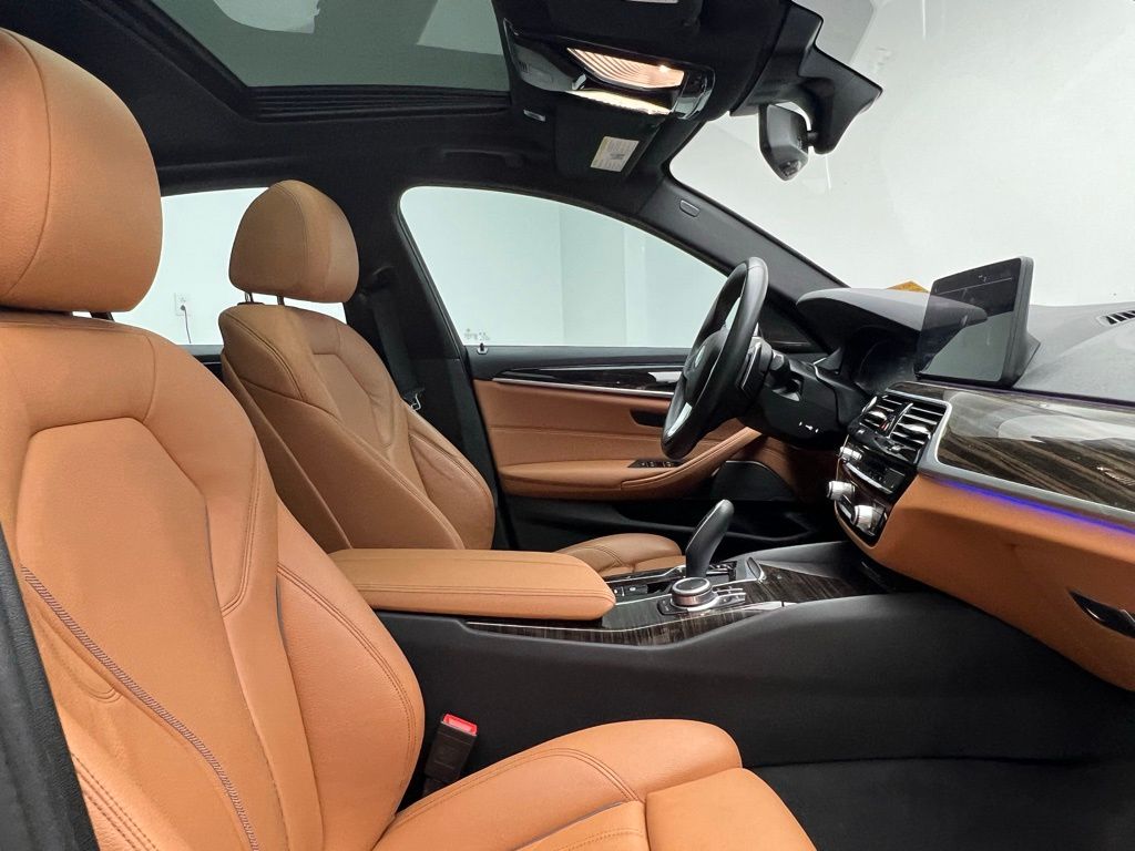 2022 BMW 5 Series 540i 7