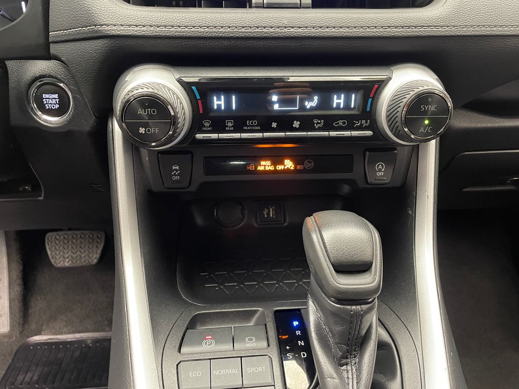 Thumbnail: 2024 Toyota RAV4 - 26