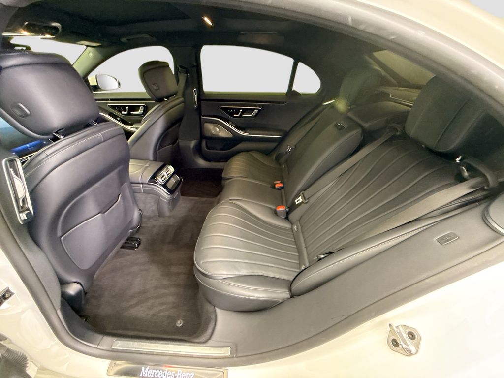 Thumbnail: 2023 Mercedes-Benz S-Class - 20