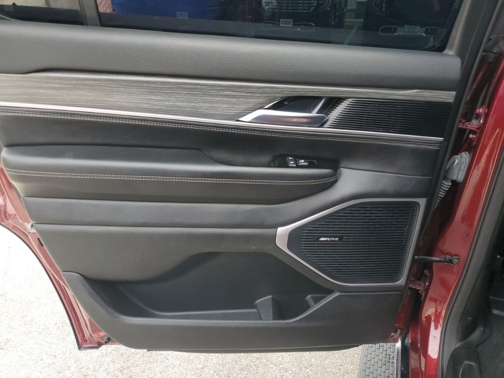 Used Car 2023 Jeep Wagoneer  Series Iii For Sale Under $50,000 In Austin, Texas