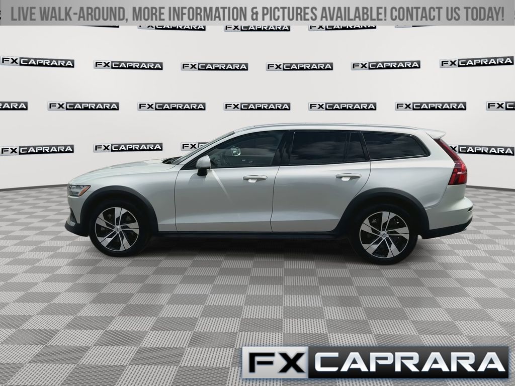 Used 2022 Volvo V60 Cross Country Wagon