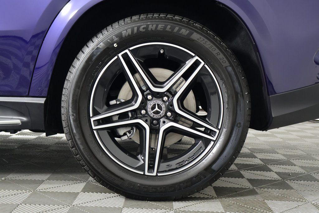 Thumbnail: 2026 Mercedes-Benz GLE - 10