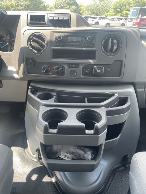 2026 Ford E-350 Cutaway 