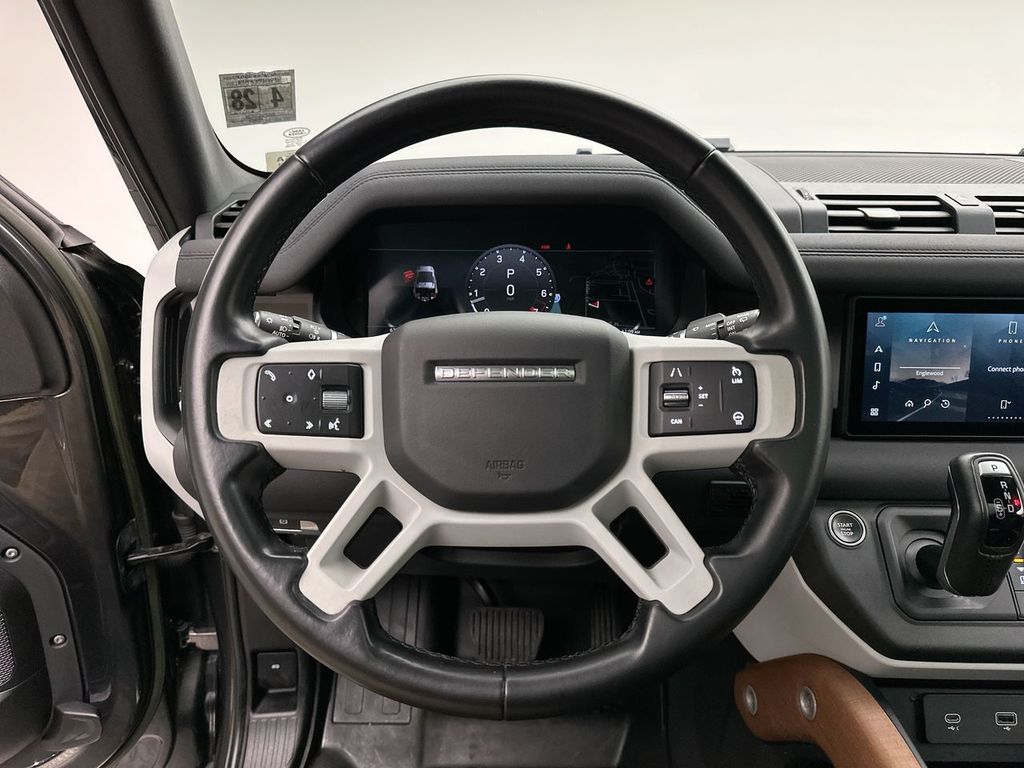 Thumbnail: 2023 Land Rover Defender - 30