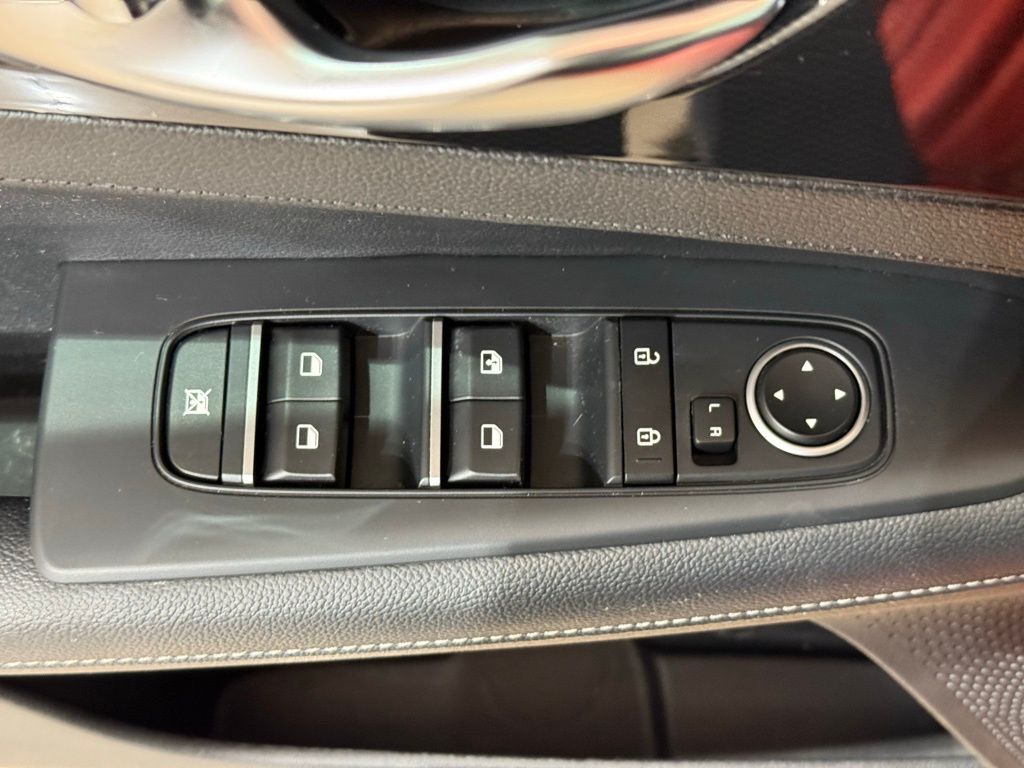 Thumbnail: 2021 Kia Forte - 15