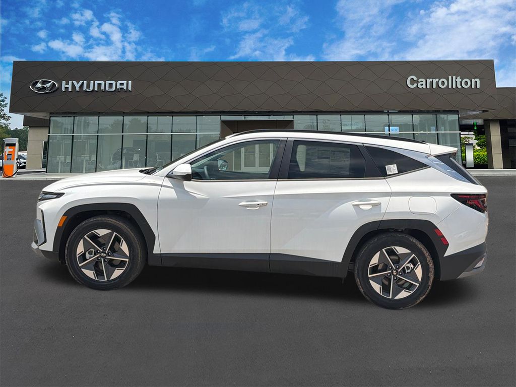 New 2026 White Hyundai SEL image 9