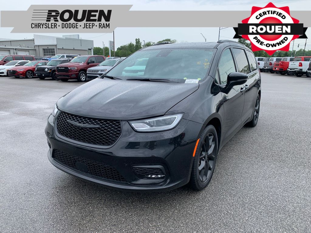Diamond Black Crystal Pearlcoat 2025 Chrysler Pacifica Minivan Front-Wheel Drive 9-Speed Automatic