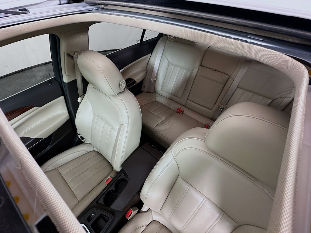 Thumbnail: 2016 Buick Regal - 22