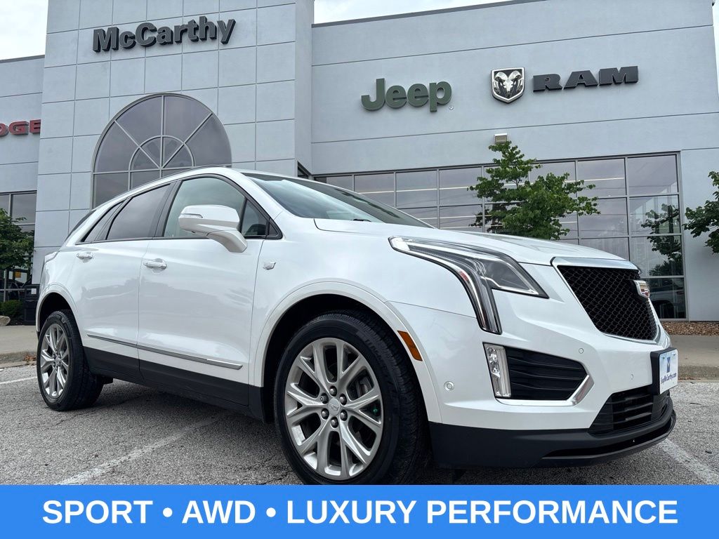 Crystal White 2020 Cadillac XT5 SUV / Crossover Four-Wheel Drive 9-Speed Automatic