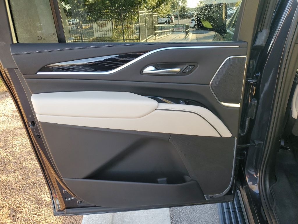 Used Car 2023 Cadillac Escalade Esv  Sport For Sale Under $70,000 In Austin, Texas