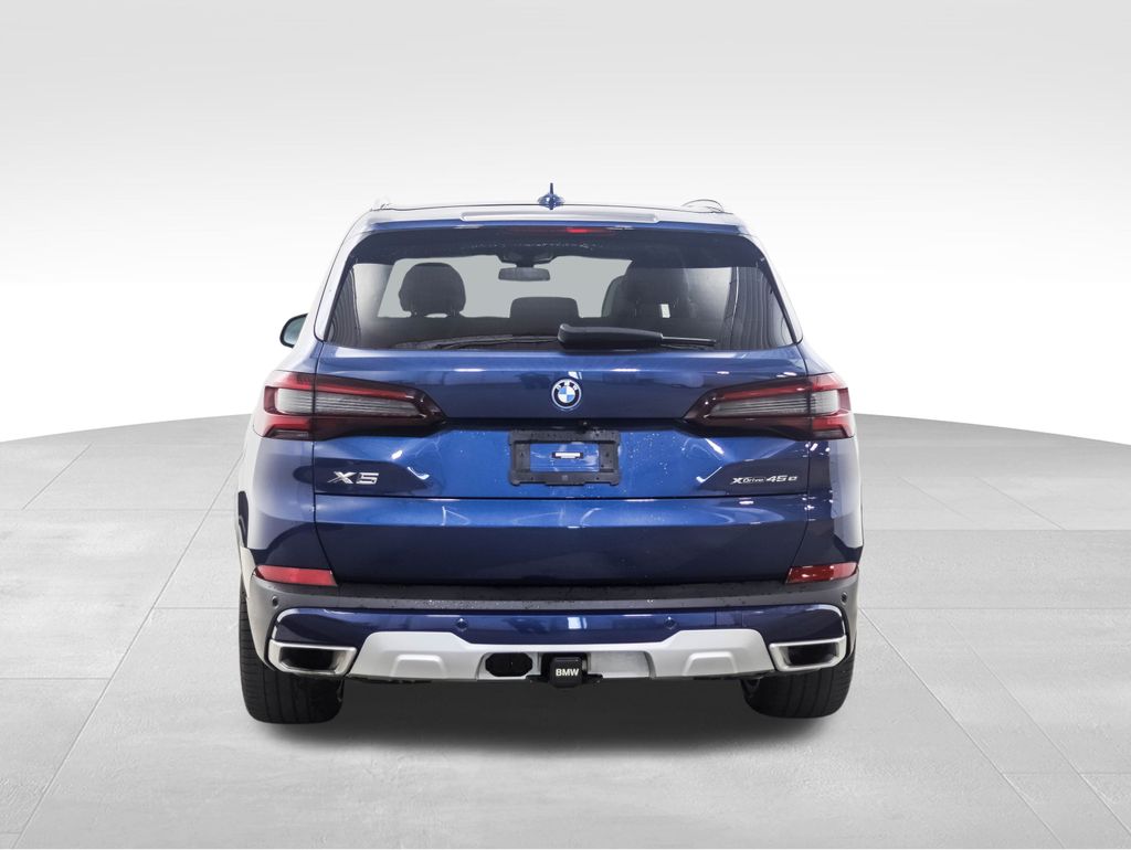 Thumbnail: 2023 BMW X5 - 4