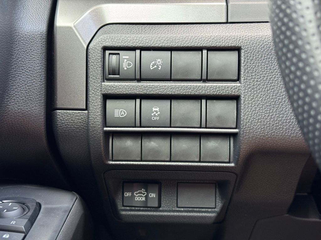 2025 Toyota Tacoma SR5 Double Cab photo 16