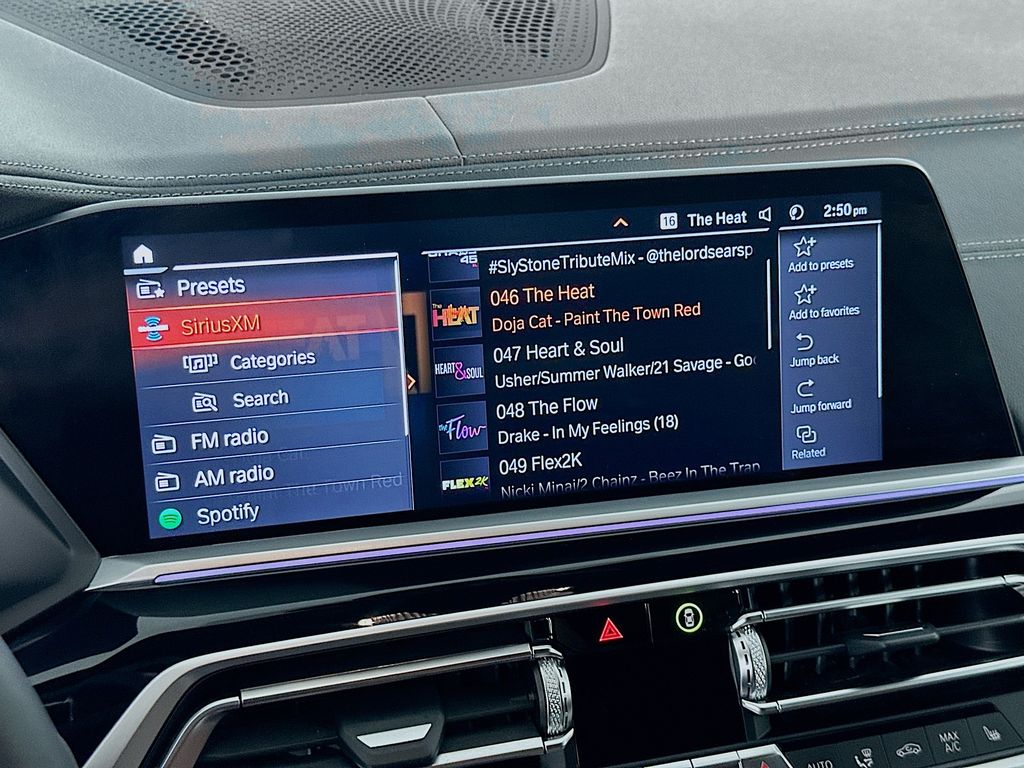 2022 BMW X7 xDrive40i 15