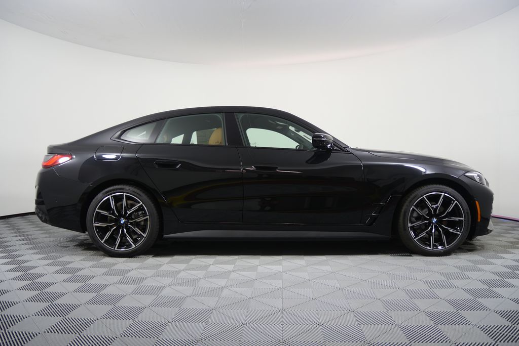 Thumbnail: 2025 BMW i4 - 2