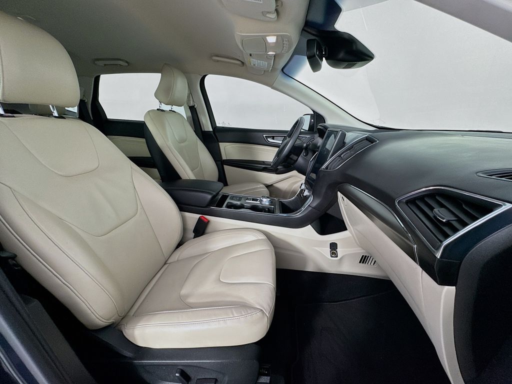 Used Car 2022 Ford Edge  Titanium For Sale Under $30,000 In Austin, Texas