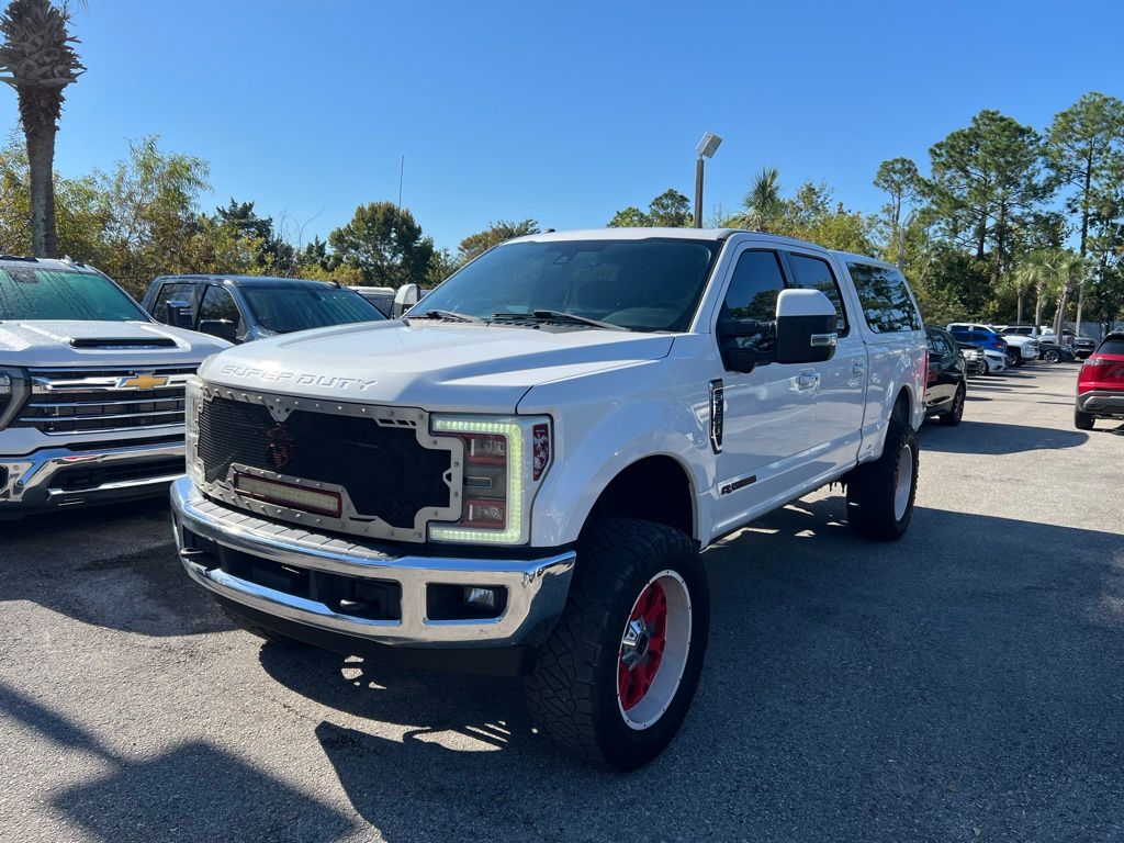 2018 Ford F-250SD Lariat 2