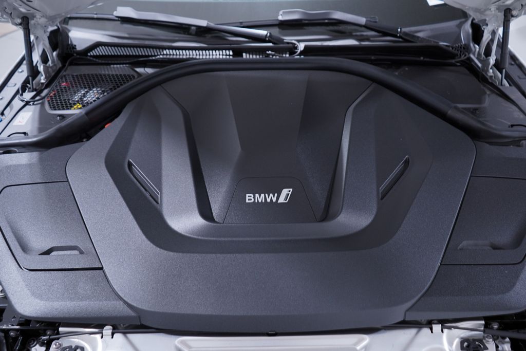 Thumbnail: 2026 BMW i4 - 18