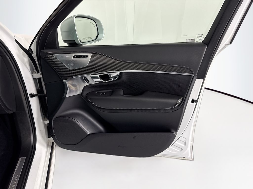 Thumbnail: 2019 Volvo XC90 - 25