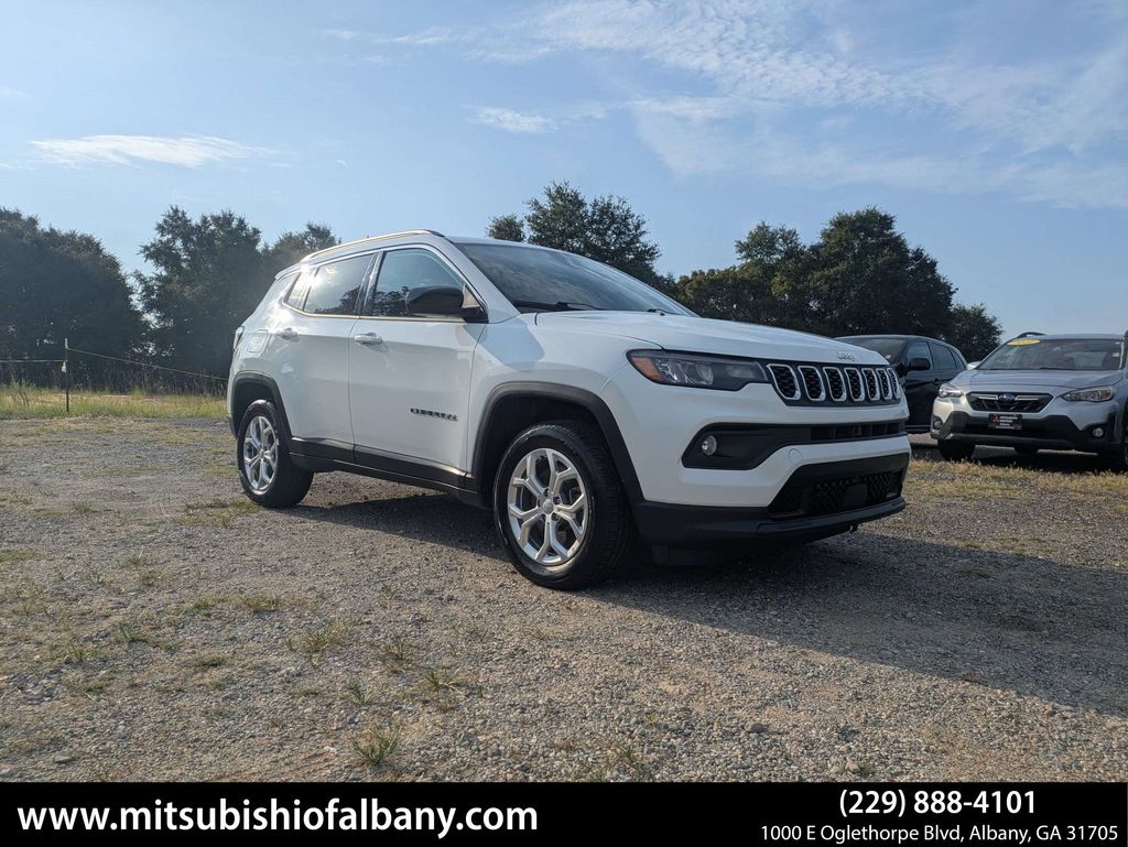 2024 Jeep Compass Latitude 4WD