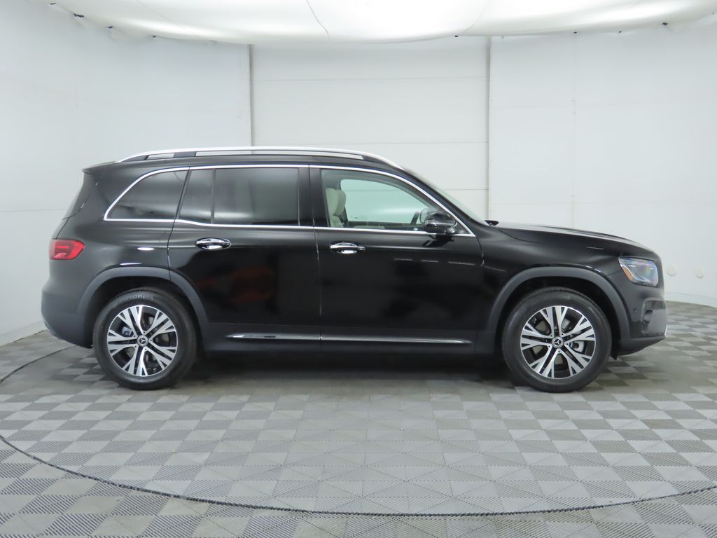 Thumbnail: 2026 Mercedes-Benz GLB - 4