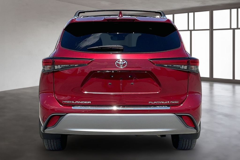 Used 2022 Toyota Highlander SUV