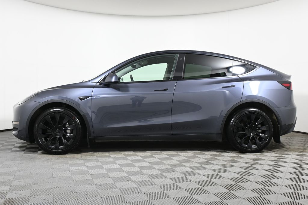 2023 Tesla Model Y Long Range 2